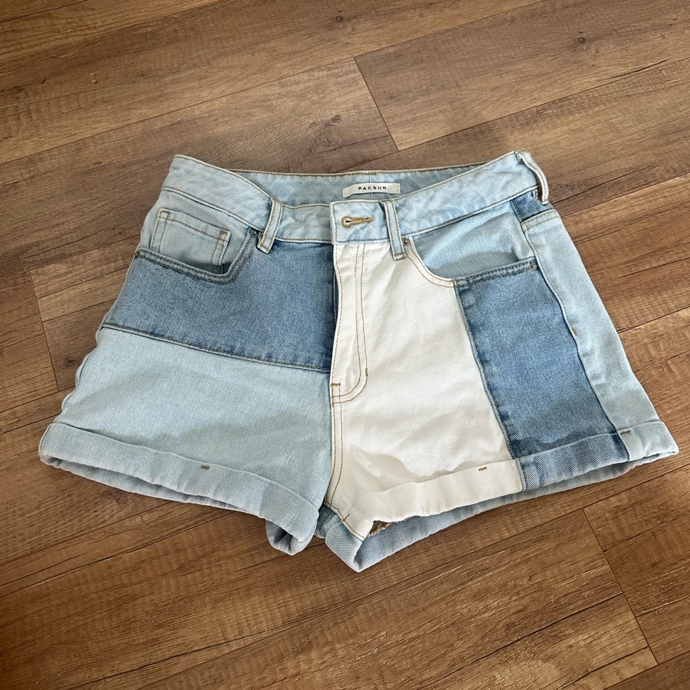 PacSun Mom Short